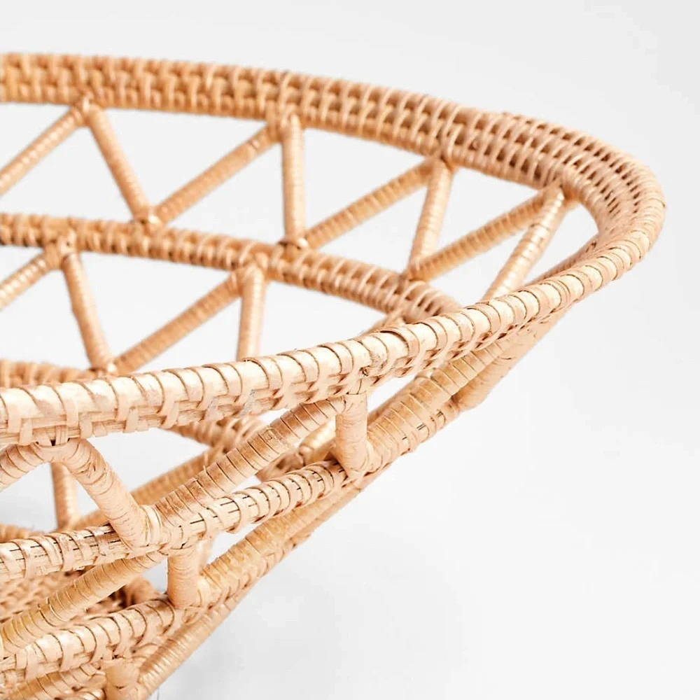 18” Crate & Barrel Crete Large Woven Rattan Basket Fruit Decor